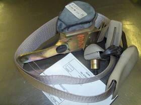 210-00376 Seat Belt Front Bucket Passenger Retractor Fits 04-05 Grand Prix 288323 210-00376 Seat Belt Front Bucket Passenger Retractor Fits 04-05 Grand Prix 288323