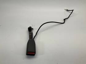 210-11277 23 Honda Passport Front Left Driver Seat Belt Seatbelt Buckle Q