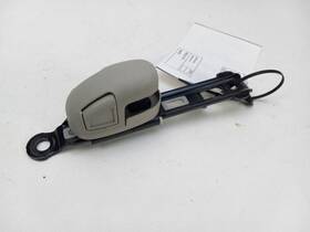 211.ch8408 2008 Dodge Grand Caravan Driver Seat Belt Adjuster