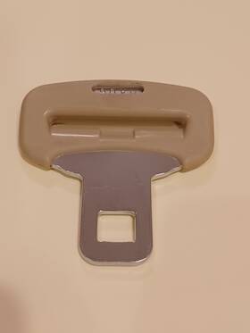 5635 Acura Seat Belt Clip Or Insert For Buckle - Ding Silencer Aka Cupplug