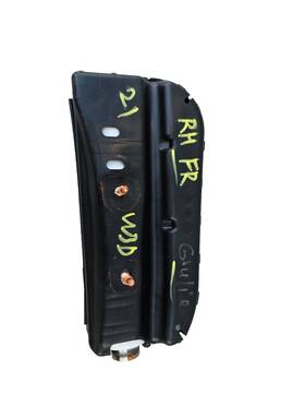 0l0489935ac Alfa Romeo 2021 Giulia Ti Front Seat Right Rh Passenger Side Module Oem 0l0489935ac Alfa Romeo 2021 Giulia Ti Front Seat Right Rh Passenger Side Module Oem