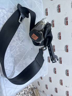 4b0857705c Audi A6 C5 Allroad Seat Belt Front Left Driver 623