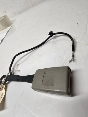 4e0857755d Audi 2007-2010 S8 - Front Left Seatbelt / Seat Belt Buckle Receiver 4e0857755d Audi 2007-2010 S8 - Front Left Seatbelt / Seat Belt Buckle Receiver