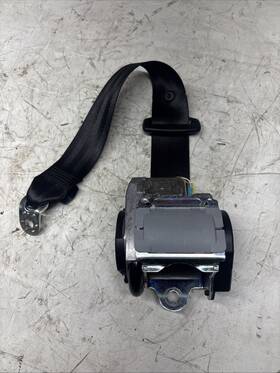 8f0857805 Audi 2010-2017 A5 S5 Convertible Rear Left Seat Belt Rerractor Oem