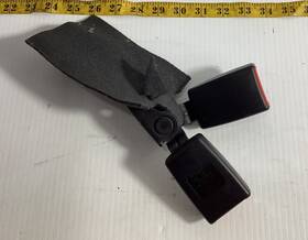 8j8857739b Audi 2007-2014 Tt Rear Center Seatbelt Double Buckle Receiver Oem