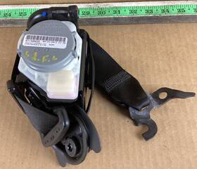 Bmw 306961499001 2011-2017 X3 Front Seat Belt Retractor Left Oem Bmw 306961499001 2011-2017 X3 Front Seat Belt Retractor Left Oem