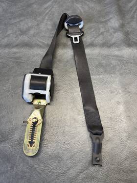 560151601 Bmw 1994-1999 E36 Front Left Driver Side Seat Belt Oem