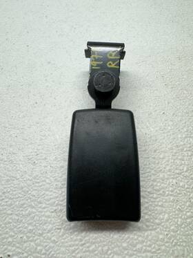 6080313 Bmw 2007 - 2013 X5 E70 Rear Right Second Row Seat Belt Buckle Oem 231971
