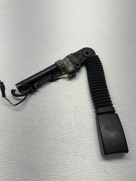 615796400c Bmw 11 - 16 F10 528i 535i M5 Seatbelt Seat Belt Buckle Front Left Oem 796400