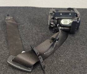 634844600e Bmw 17-20 5 Series 540i Xdrive G30 Rear Left Seat Belt Retractor Oem