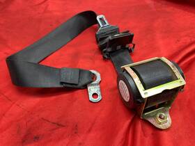 72117009857 Bmw 98-05 E46 323 325 330 4-door Front Left Driver Seabelt Retractor Black Oem