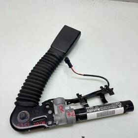 7328842 Bmw 2014-2016 F10 550i Xdrive - Front Right Seat Belt Buckle / Receiver