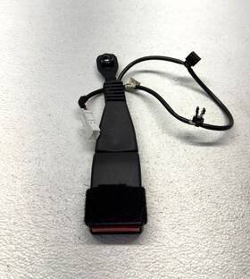 7394926 Bmw 2011-2017 X3 Front Drivers Left Seat Belt Buckle Receiver Oem 242060