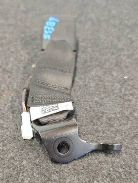 7-412-785-04 Bmw 7412785 17-22 5 Series 540i Xdrive G30 Rear Center Middle Seatbelt Seat Belt Buckle