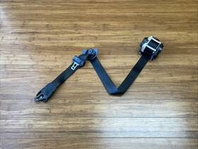 7428112 Bmw 2016 2017 2018 - 2023 X2 F39 Front Right Seatbelt Retractor Black Oem 7428112 Bmw 2016 2017 2018 - 2023 X2 F39 Front Right Seatbelt Retractor Black Oem