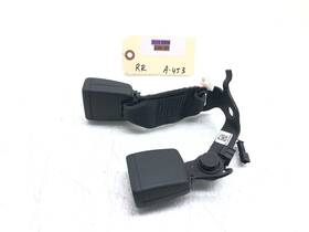 744203005 Bmw 2019-2024 330i 340i G20 Right Passenger Rear Seatbelt Buckle X2 Oem