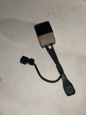 19256329 Buick Right Passenger Side Front Seat Belt Buckle Fits 2010-2013 Lacrosse Read