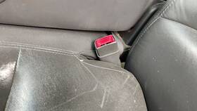 88956110 Buick 02-05 Lesabre Driver Left Front Seat Belt Buckle Receiver Oem Graphite 933 88956110 Buick 02-05 Lesabre Driver Left Front Seat Belt Buckle Receiver Oem Graphite 933
