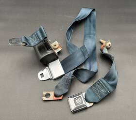 20698784 Cadillac 87-89 Brougham Rear Driver Side Lh Seat Belts And Retractor Blue Nice
