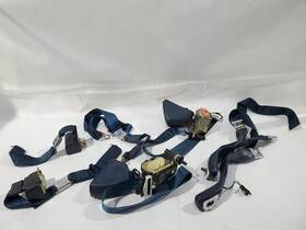 210.gm6r86 Cadillac 1986 Fleetwood Rwd Oem Full Set Of Front And Rear Seat Belts