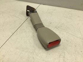 212.gm6v02 Cadillac Deville 2002 Rear Left Driver Side Seat Belt Buckle Factory