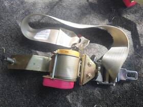 25707441 Cadillac 25721249 1995-2002 Eldorado Rear Right Passenger Side Seat Belt Oem