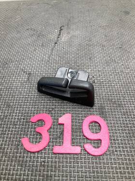 L0119955 Cadillac 08-13 Cts Passenger Right Rear Seatbelt Holder Oem