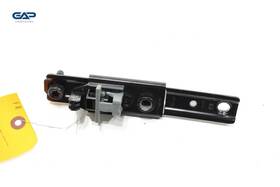 13531739 Chevrolet Silverado 1500 Front Right Side Seat Belt Height Adjuster Oem 2019-24