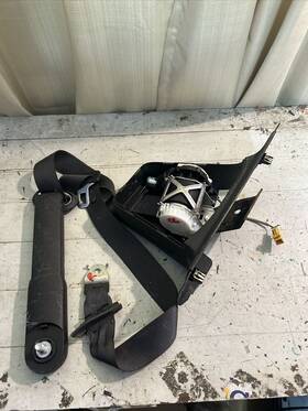 19259939 Chevrolet 07-09 Silverado Black Extended Cab Front Passenger Rh Seat Belt Restraint Oem Oe