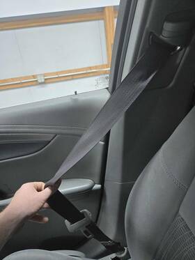 19355801 Chevrolet 2017 - 2020 Chevy Impala Passenger Seat Belt Retractor Gray Oem