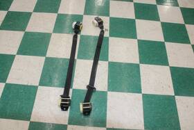 210-542 Chevrolet 00-02 Corvette Black Pair 2x Lh Rh Front Seat Belt Restraints Assembly Oem Wty 210-542 Chevrolet 00-02 Corvette Black Pair 2x Lh Rh Front Seat Belt Restraints Assembly Oem Wty