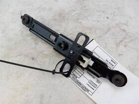 211.gm1d10 Chevrolet 2010 Traverse Lt Front Right Passenger Seat Belt Adjuster 8834 211.gm1d10 Chevrolet 2010 Traverse Lt Front Right Passenger Seat Belt Adjuster 8834