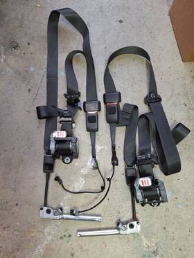 23437559 Chevrolet 2015 Equinox Front Seat Belts