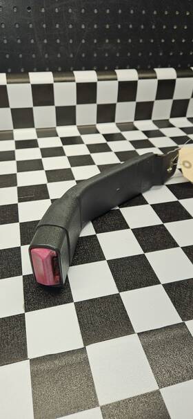 33004288a Chevrolet Oem S10 S15 Blazer Gmc Sonoma Front Passenger Side Seat Belt Latch 33004288a Chevrolet Oem S10 S15 Blazer Gmc Sonoma Front Passenger Side Seat Belt Latch