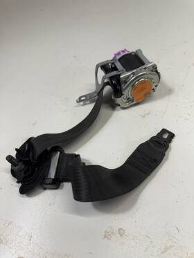 84587053 Chevrolet 2018-2022 Equinox Left Front Side Seat Belt Retractor With Tensioner Oem 84587053 Chevrolet 2018-2022 Equinox Left Front Side Seat Belt Retractor With Tensioner Oem