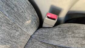 Chevrolet 88955807 02-04 Trail Blazer Passenger Right Front Seat Belt Buckle Receiver Gray 95d