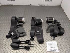 212.gm8m23 Chevrolet Truck 2019-2023 Chevy Silverado 1500 Right Left And Center Rear Seat Belt Retrac 117