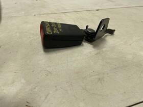 210.ch1l15 Chrysler 2015 200 Rear Center Seat Belt Buckle Oem