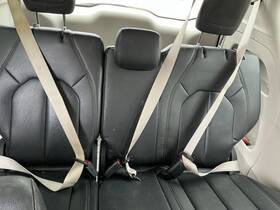212.ch1e17 Chrysler Pacifica 2017 Middle Rear Seat Belt Retractor Alloy Third Row 827122