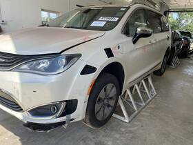 5la361d2ag Chrysler Used Front Right Seat Belt Fits 2018 Pacifica Bucket Passenger Re