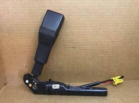 P1df311x9ac Chrysler 11-20 Town Country Grand Caravan Driver Left Front Seat Belt Buckle Latch