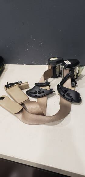 7110-a2.3 Corvette 15828283 06-12 C6 Seat Belt Set Tan Seatbelts Pair Lh Rh Beige 7110-a2.3 Corvette 15828283 06-12 C6 Seat Belt Set Tan Seatbelts Pair Lh Rh Beige