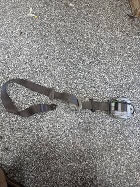 Dodge 5jy331l8ad 2004 - 2005 Ram Quad Cab Driver Front Seatbelt Oem Cummins Hemi