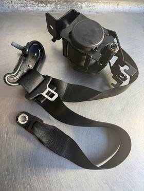 6238344 Dodge 15-23 Challenger Front Right Passenger Side Seat Belt Seatbelt