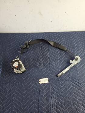 638008000 Dodge Used Oem Left Driver Front Seat Belt Retractor For 2023-2024 Hornet