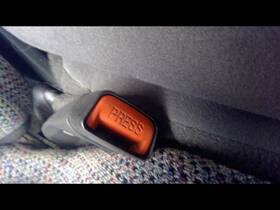 210-01616 Dodge Truck Seat Belt Front Club Cab Bench Passenger Fits 00-02 2500 Pickup