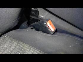 210-01649 Dodge Truck Seat Belt Front Mega Cab Bench Buckle Fits 10-12 2500 Pickup 154413