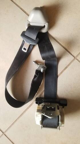 P5ks491dvab Dodge Truck 09-12 Ram 1500 2500 3500 Quad Cab Driver Left Rear Seat Belt Retractor Oem