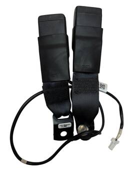 654831663a Factory/oem 2021-24 Nissan Kicks Set Of 2 Rear Left And Center Seat Belt Buckle