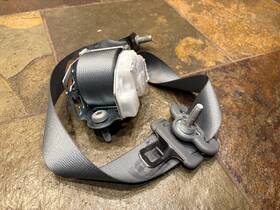 2031118-ad Ford 2031118ac 2009-2014 F-150 Passenger Right Rear Seat Belt Gray 2031118-ad Ford 2031118ac 2009-2014 F-150 Passenger Right Rear Seat Belt Gray